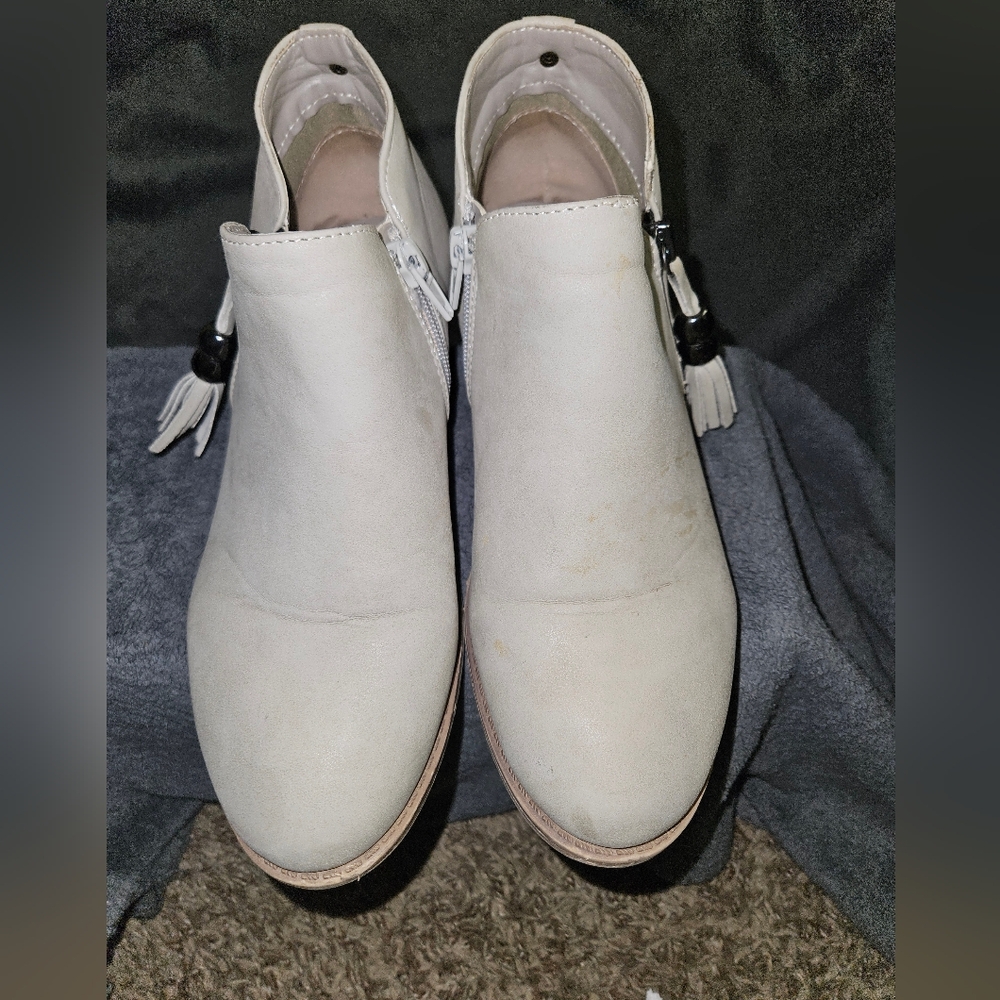 JGshoes booties size 7